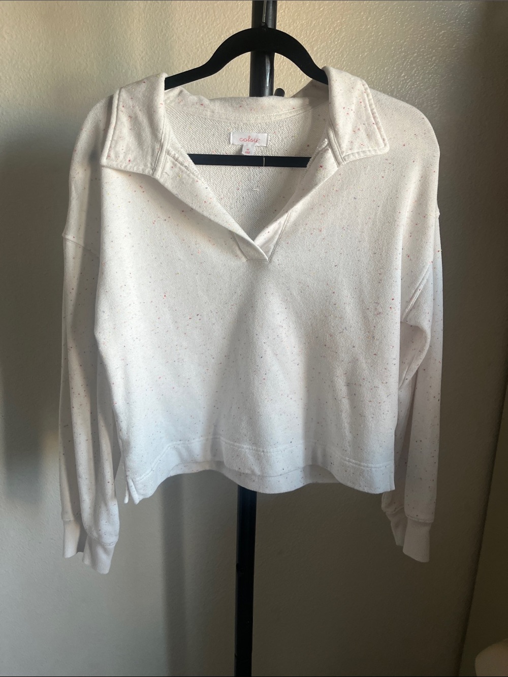 Colsie Cream Speckled Open-Collar Sweatshirt